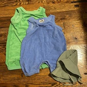 Roux Kids terry onesies and bucket hat